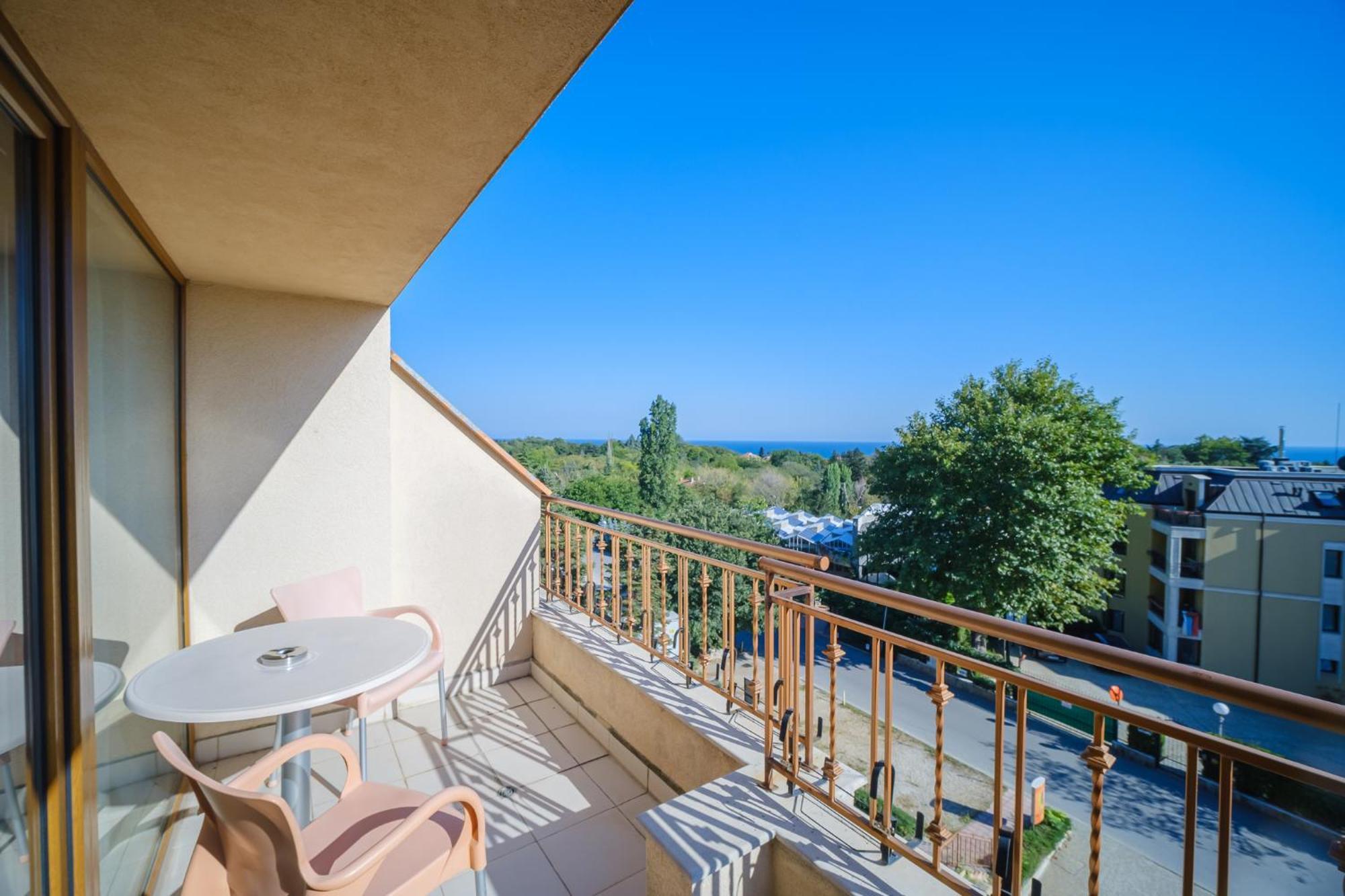Family Hotel Classic Варна Номер фото